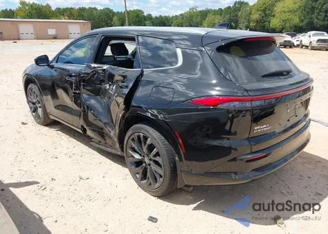 2025 Toyota Crown Signia Limited из США, поврежденный, VIN JTDACAAJ9S3003909